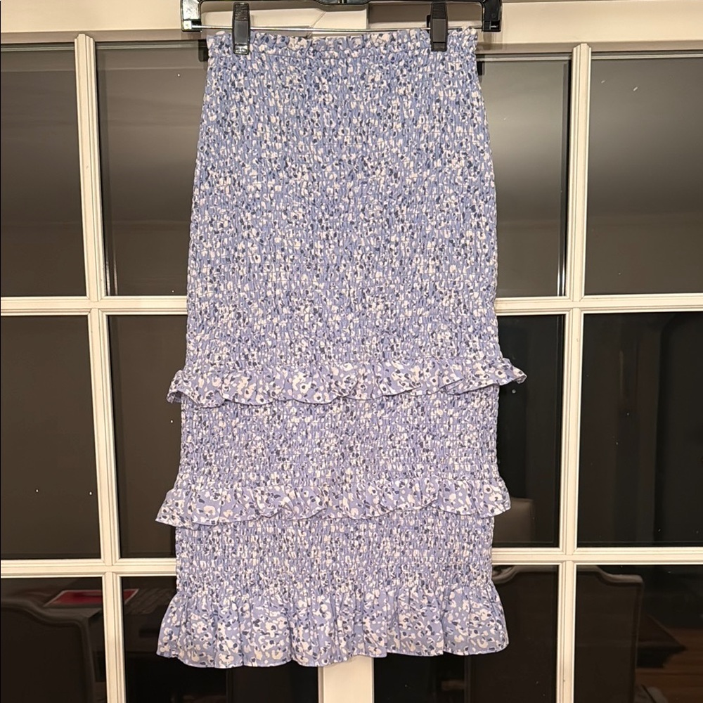 Abercrombie and Fitch Elastic Ruffled Skirt